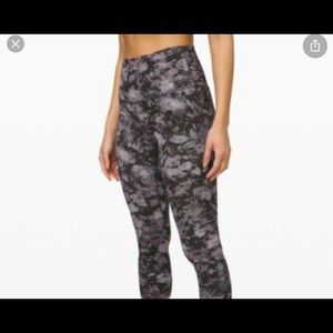 Lululemon Align HighRise 25”